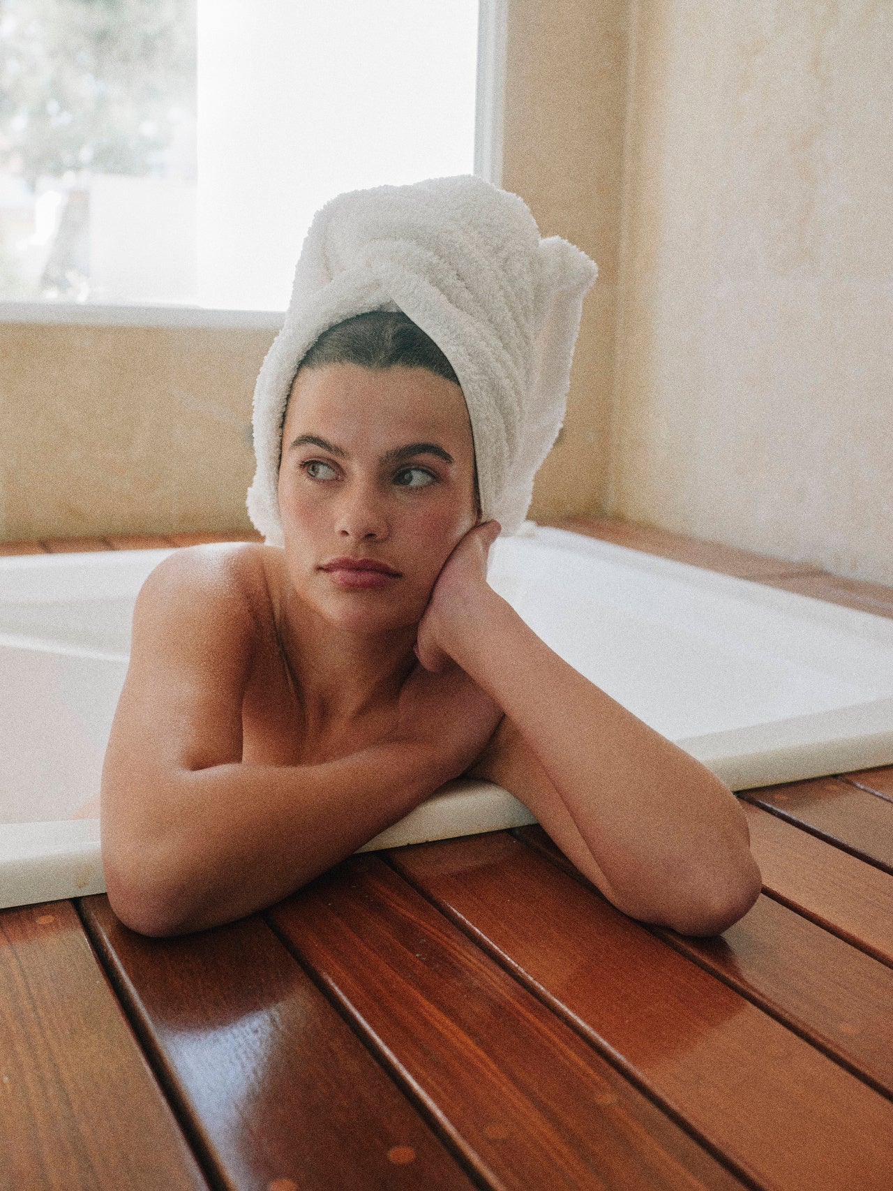 Herbal Skin Solutions vs Circadia: Which Professional Skincare Line Is Right for Estheticians?