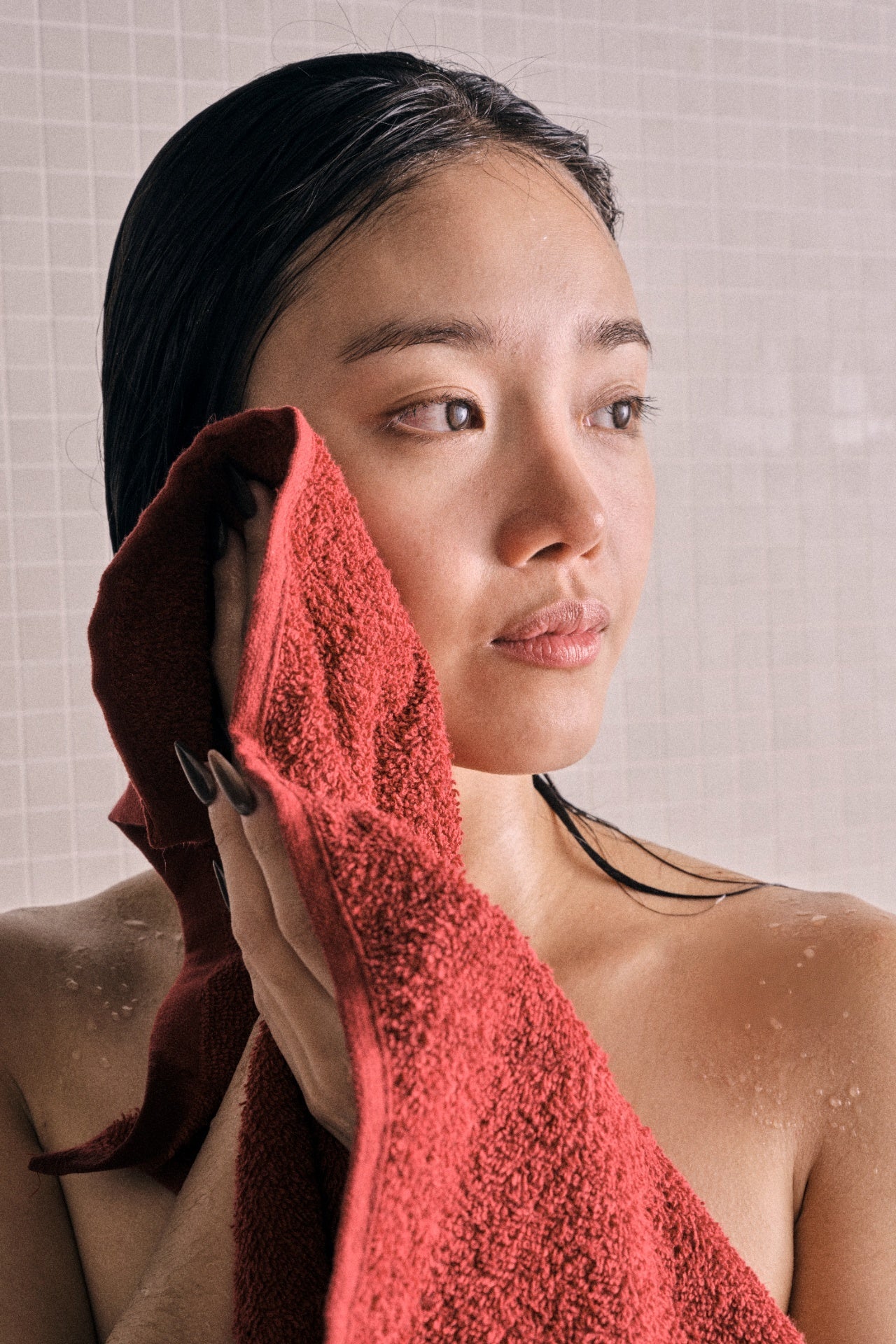Best Professional Skincare Ingredients for Acne-Prone Skin